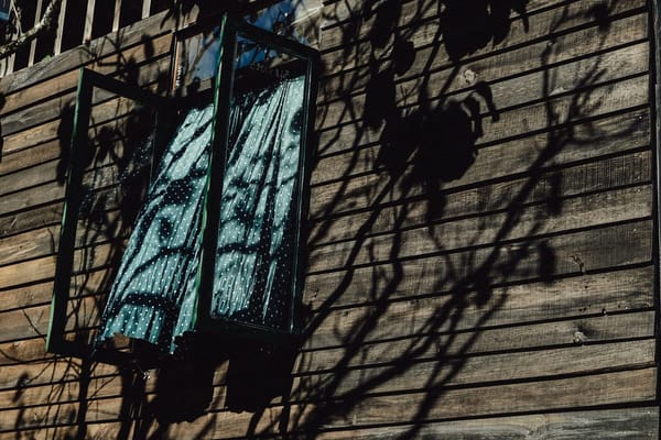 How to Keep Your House Cool in a Heatwave Without Buying Air Con